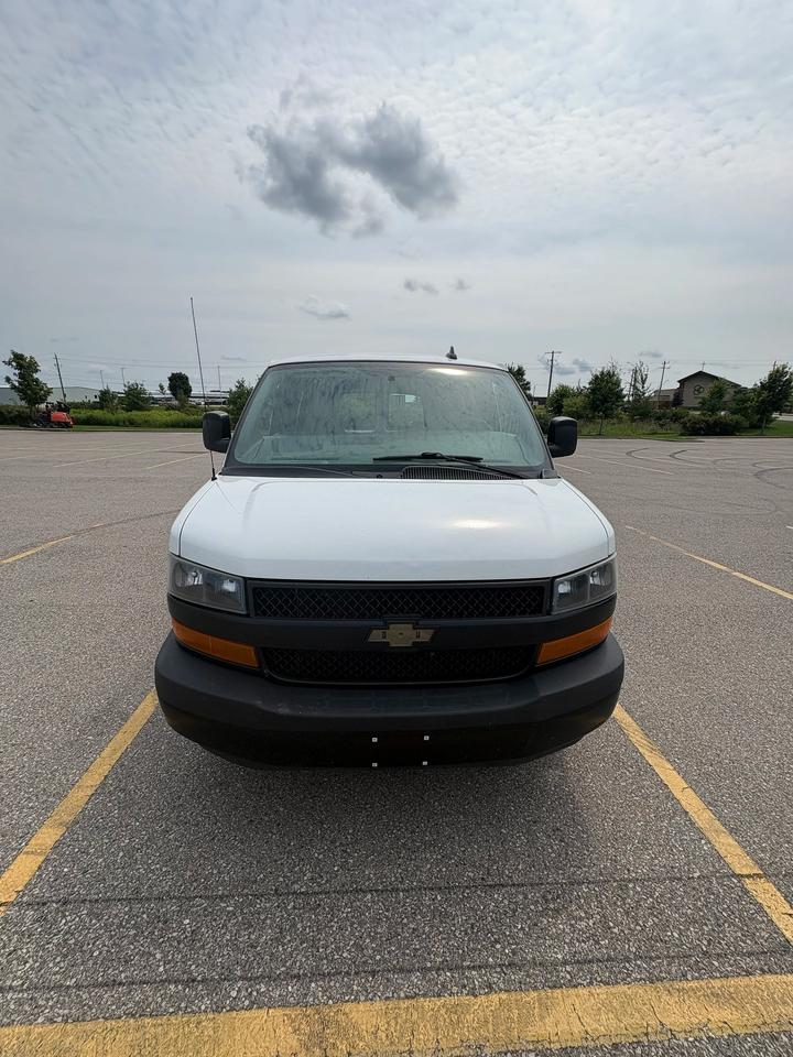 2019 Chevrolet Express Cargo Van 2500 Cargo Photo