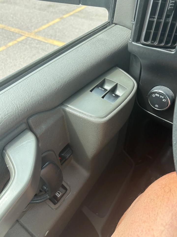 2019 Chevrolet Express Cargo Van 2500 Cargo Photo