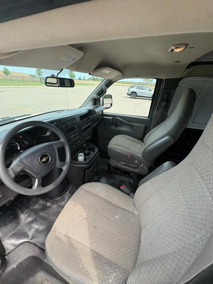 2019 Chevrolet Express Cargo Van 2500 Cargo Photo