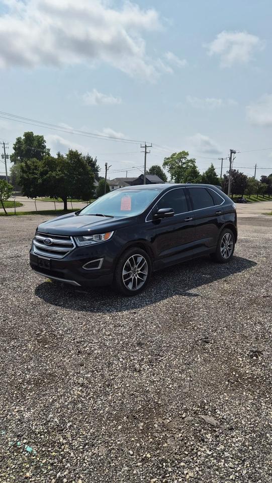 2016 Ford Edge Titanium Photo1