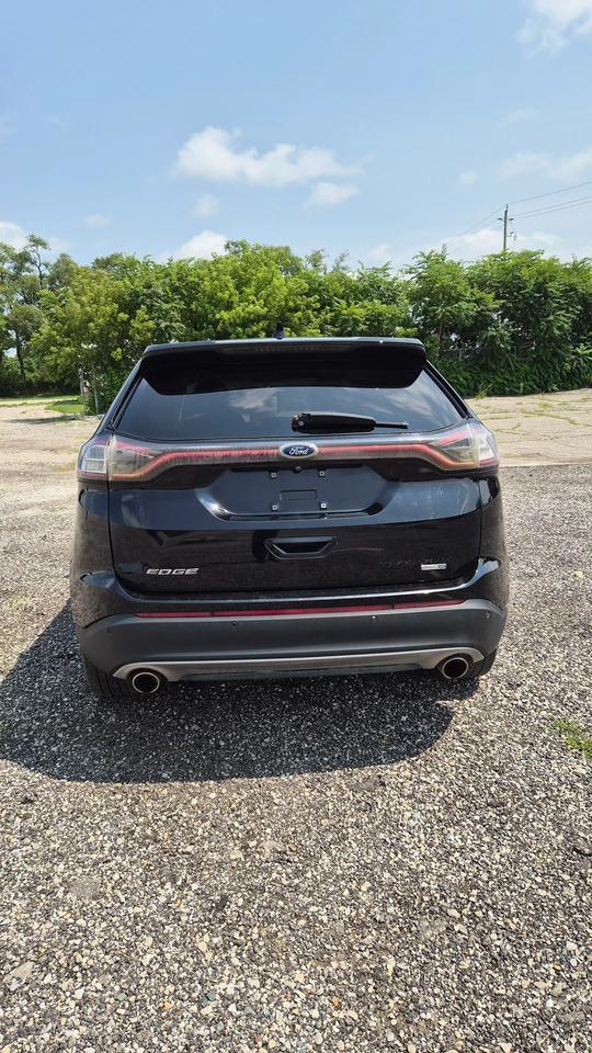 2016 Ford Edge Titanium Photo