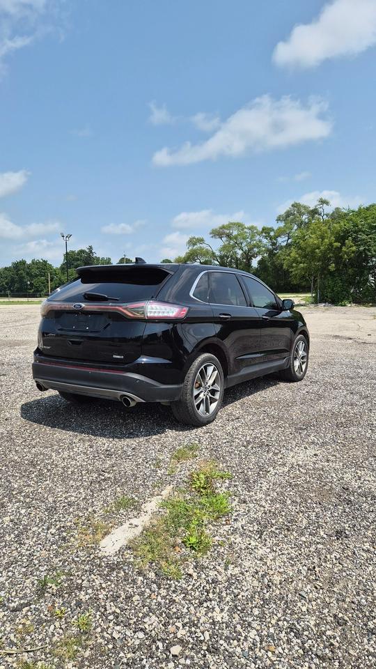 2016 Ford Edge Titanium Photo
