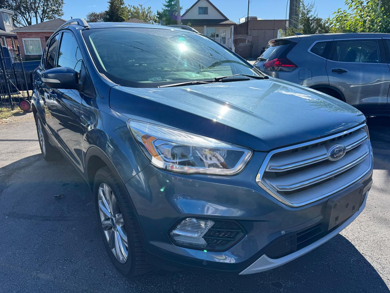 2018 Ford Escape Titanium 4WD | CERTIFIED | LOW KM Photo2