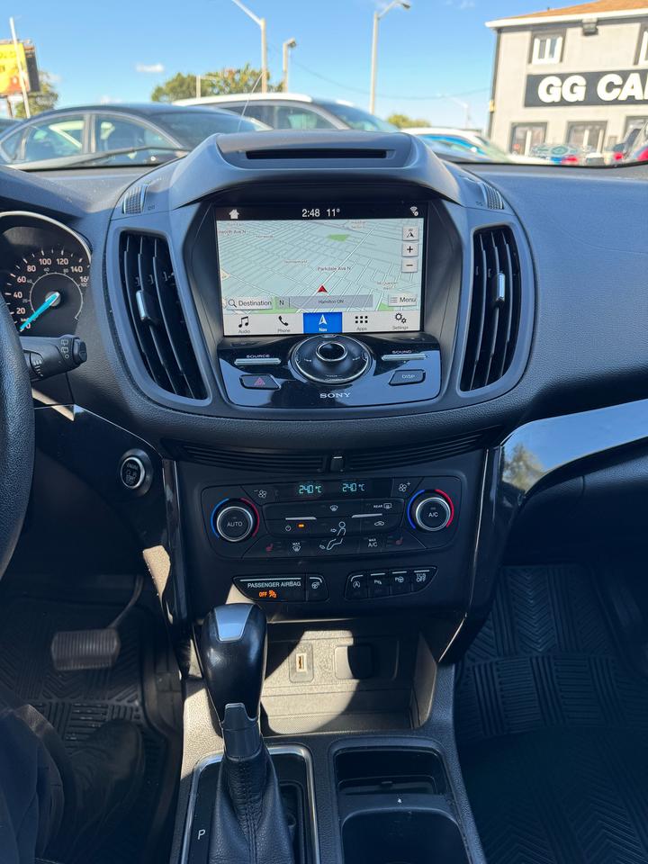 2018 Ford Escape Titanium 4WD | CERTIFIED | LOW KM Photo