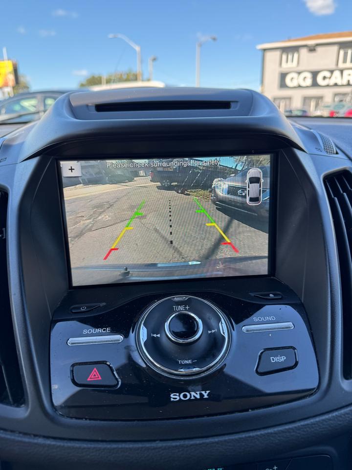 2018 Ford Escape Titanium 4WD | CERTIFIED | LOW KM Photo
