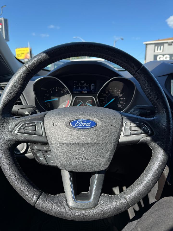 2018 Ford Escape Titanium 4WD | CERTIFIED | LOW KM Photo