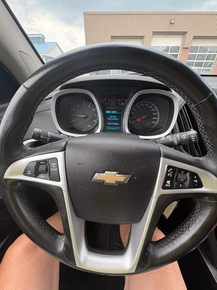 2017 Chevrolet Equinox LT Photo