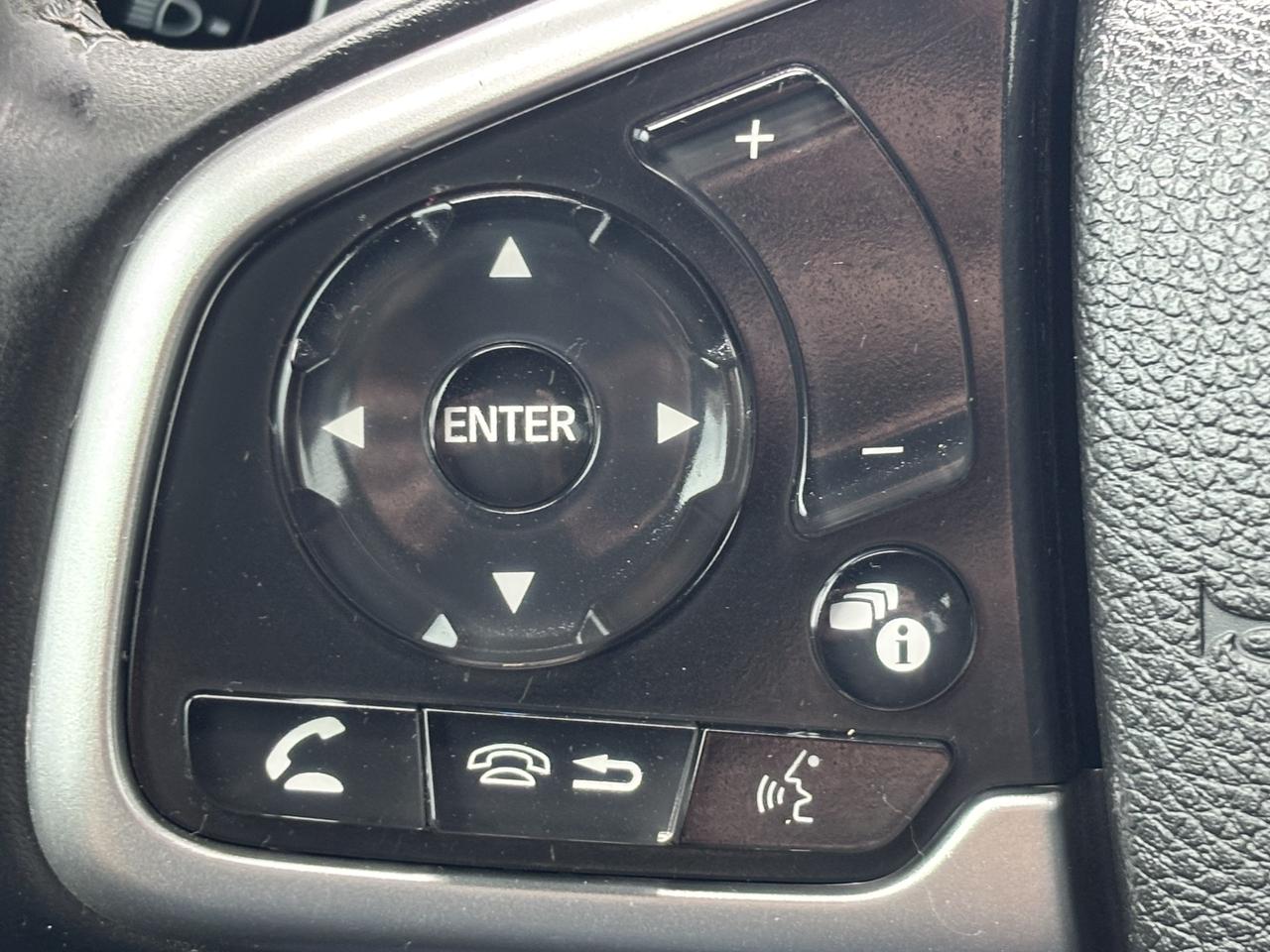 2020 Honda Civic Sport ** CARPLAY, LKA, SNRF ** Photo