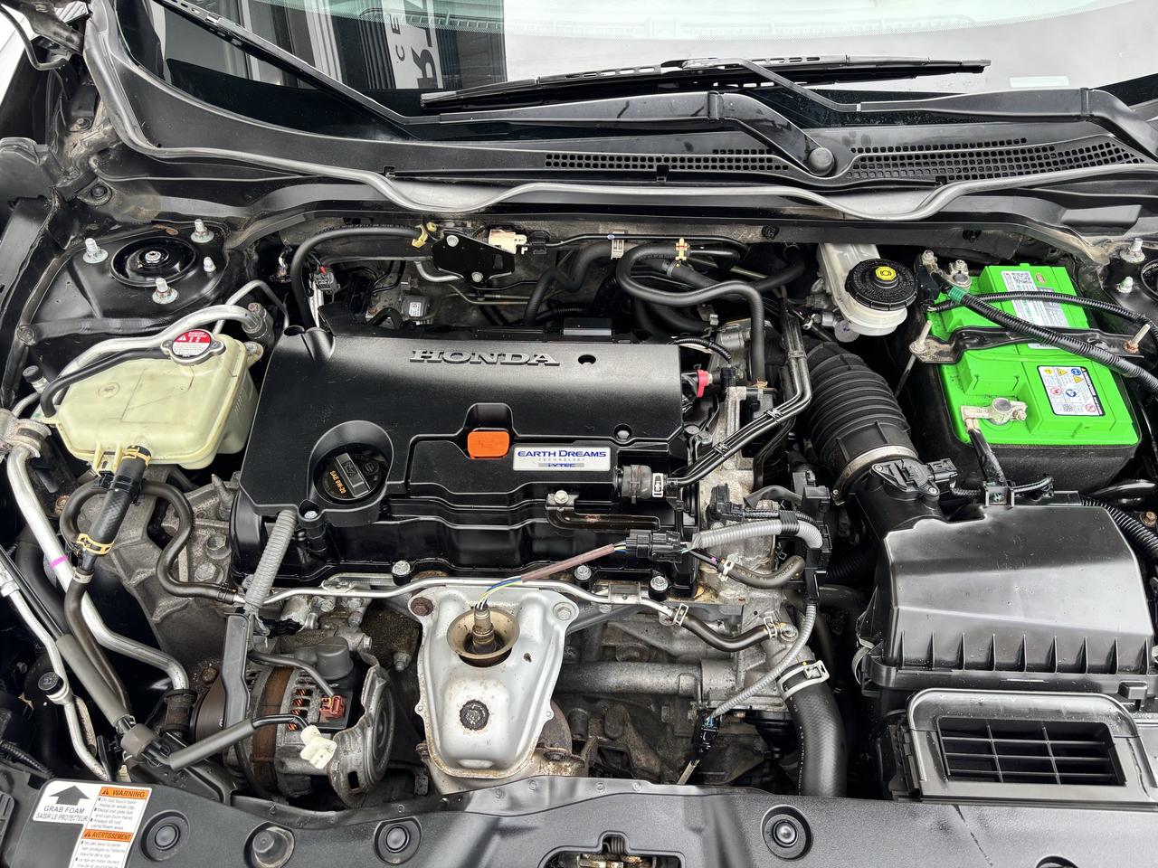 2020 Honda Civic Sport ** CARPLAY, LKA, SNRF ** Photo