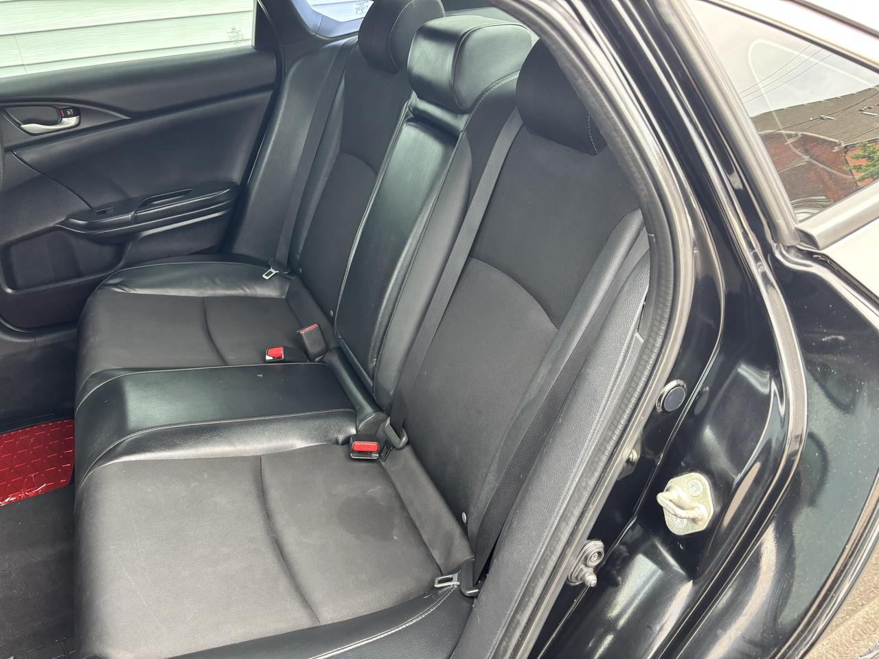 2020 Honda Civic Sport ** CARPLAY, LKA, SNRF ** Photo