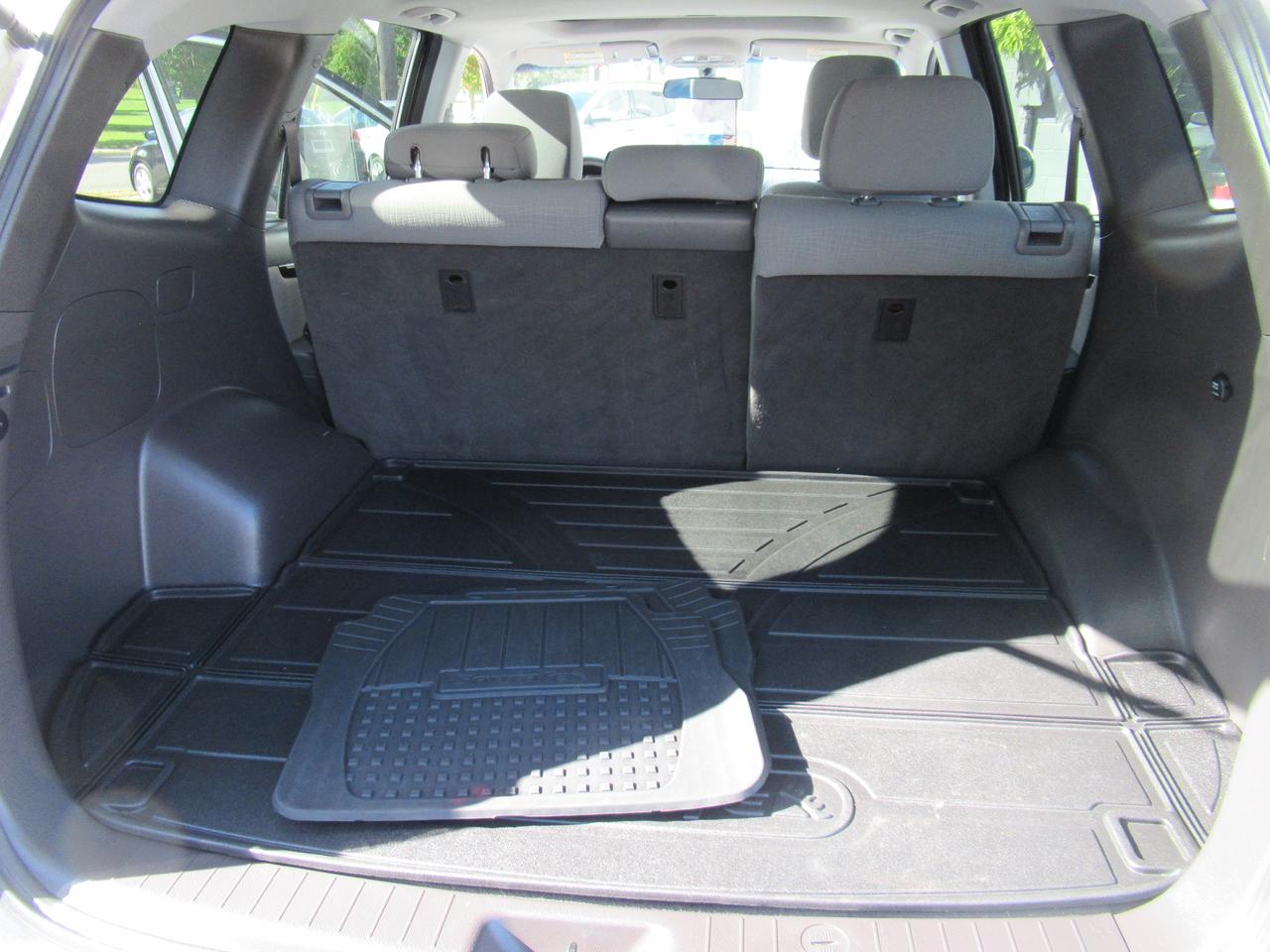 2011 Hyundai Santa Fe GL Premium - CERTIFIED + WARRANTY Photo