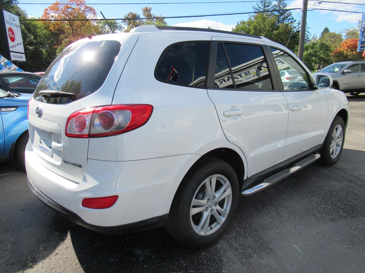 2011 Hyundai Santa Fe GL Premium - CERTIFIED + WARRANTY Photo2