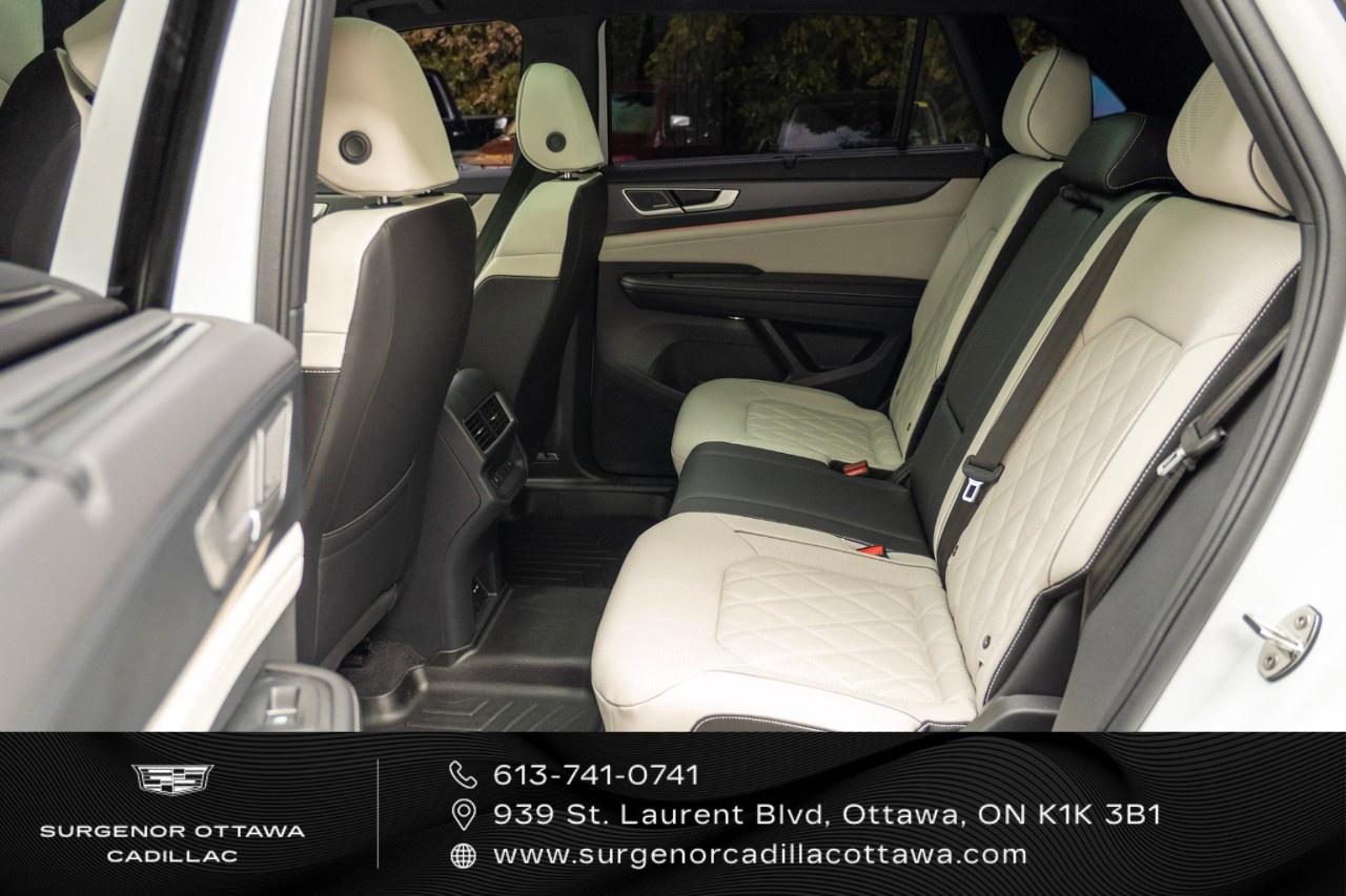 2026 Volkswagen Atlas Cross Sport Execline 4Motion Photo