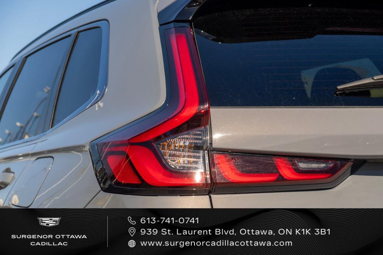 2024 Honda CR-V Hybrid Touring AWD Photo4