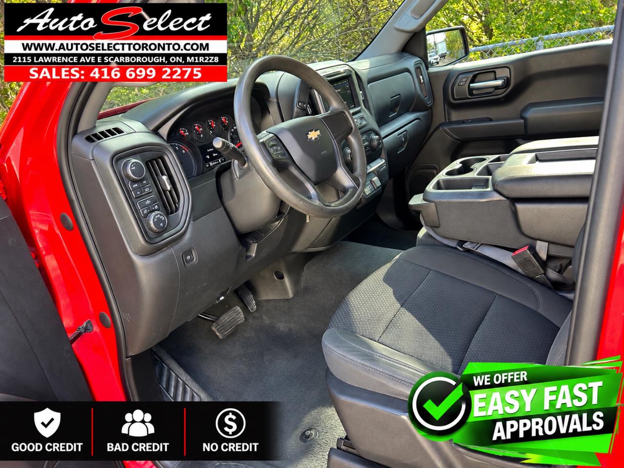 2021 Chevrolet Silverado 1500 Custom 4x4 **5.3L V8** Apple Carplay - Well Maintained Photo