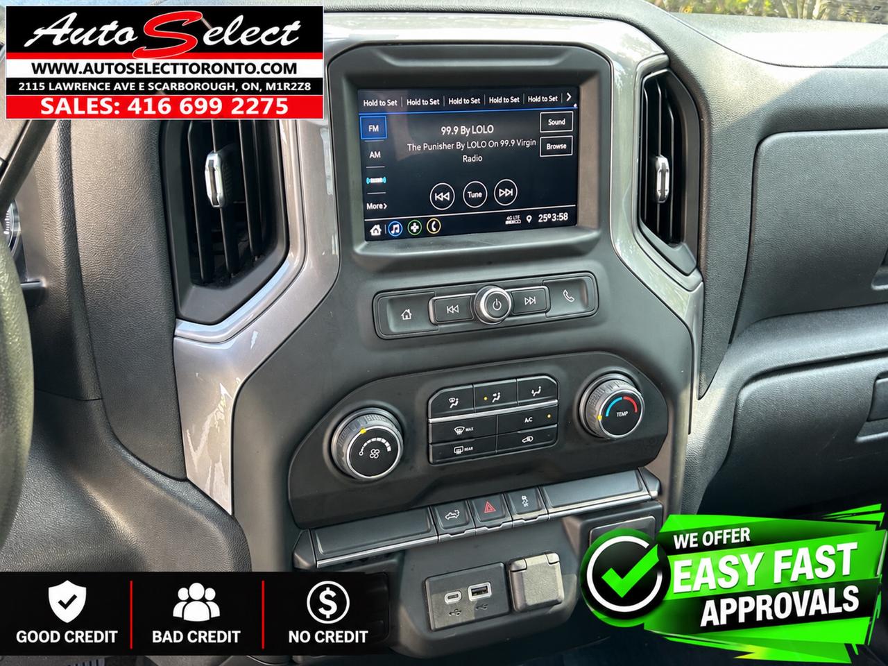 2021 Chevrolet Silverado 1500 Custom 4x4 **5.3L V8** Apple Carplay - Well Maintained Photo