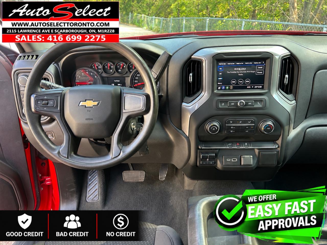 2021 Chevrolet Silverado 1500 Custom 4x4 **5.3L V8** Apple Carplay - Well Maintained Photo
