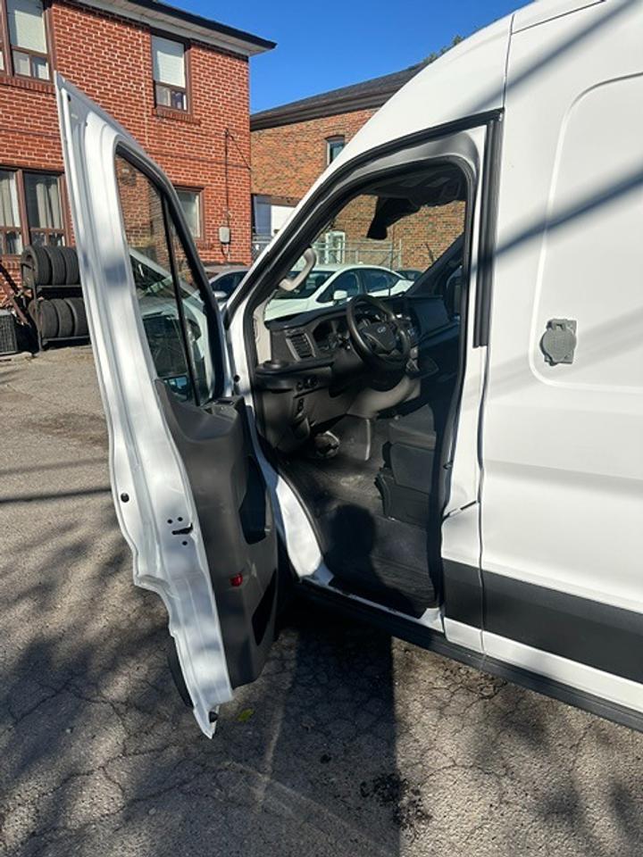 2023 Ford Transit Cargo Van  Photo