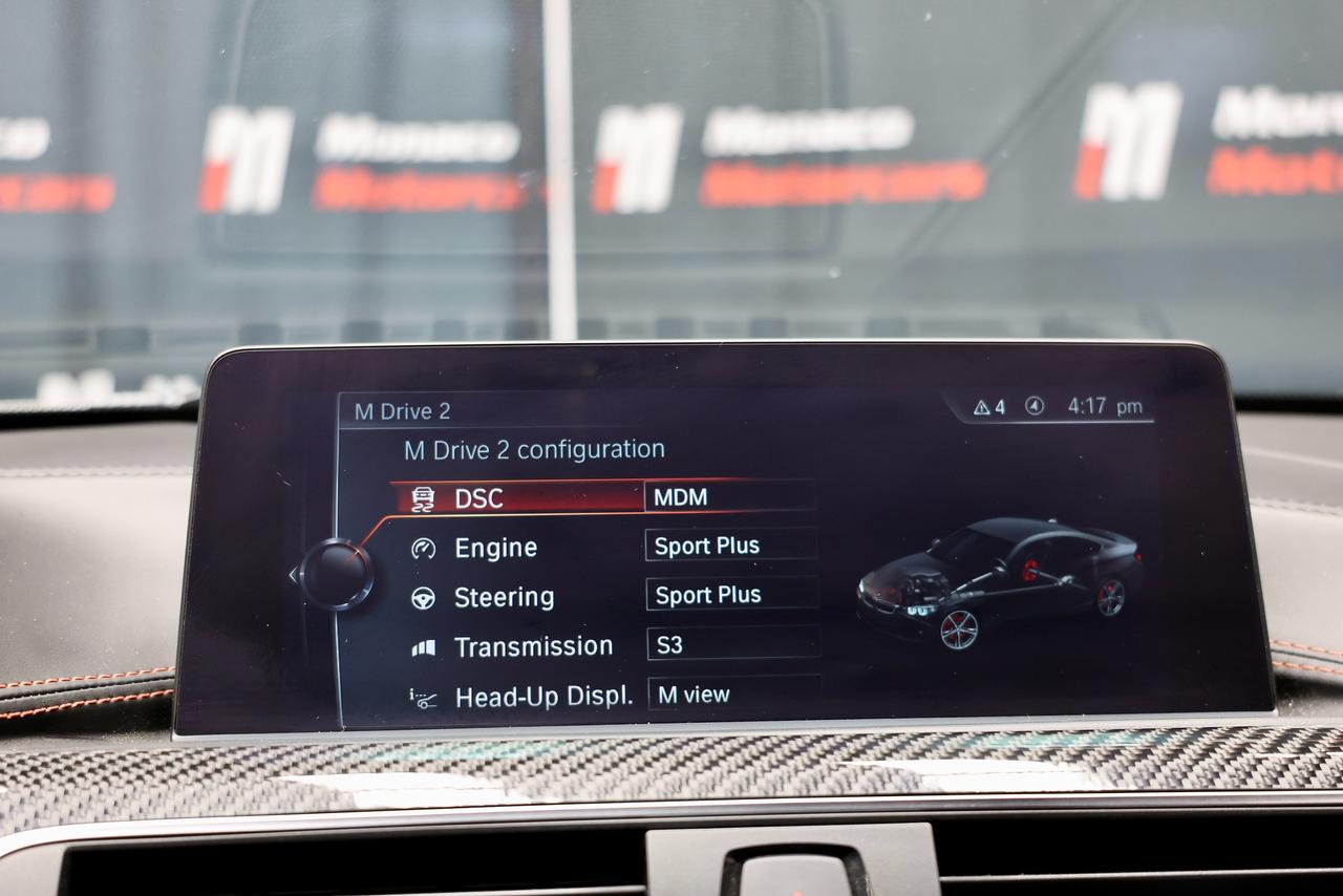 2017 BMW M4 - M-DCT|HEADSUP|CARBONROOF|NAVI|CAMERA Photo