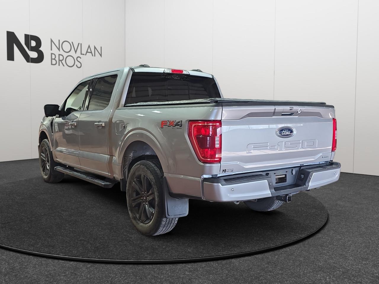 2023 Ford F-150 XLT Photo2