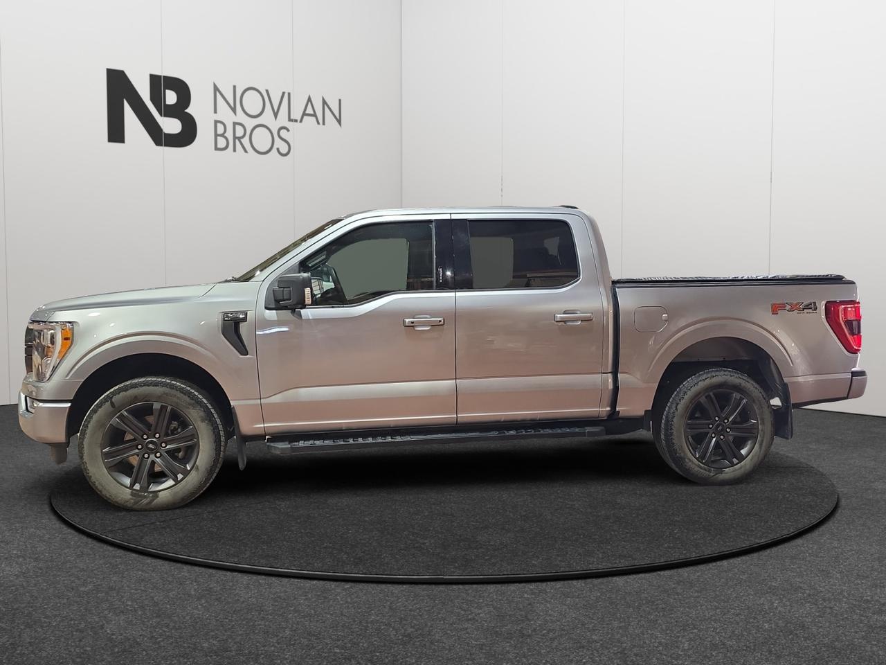 2023 Ford F-150 XLT Photo1