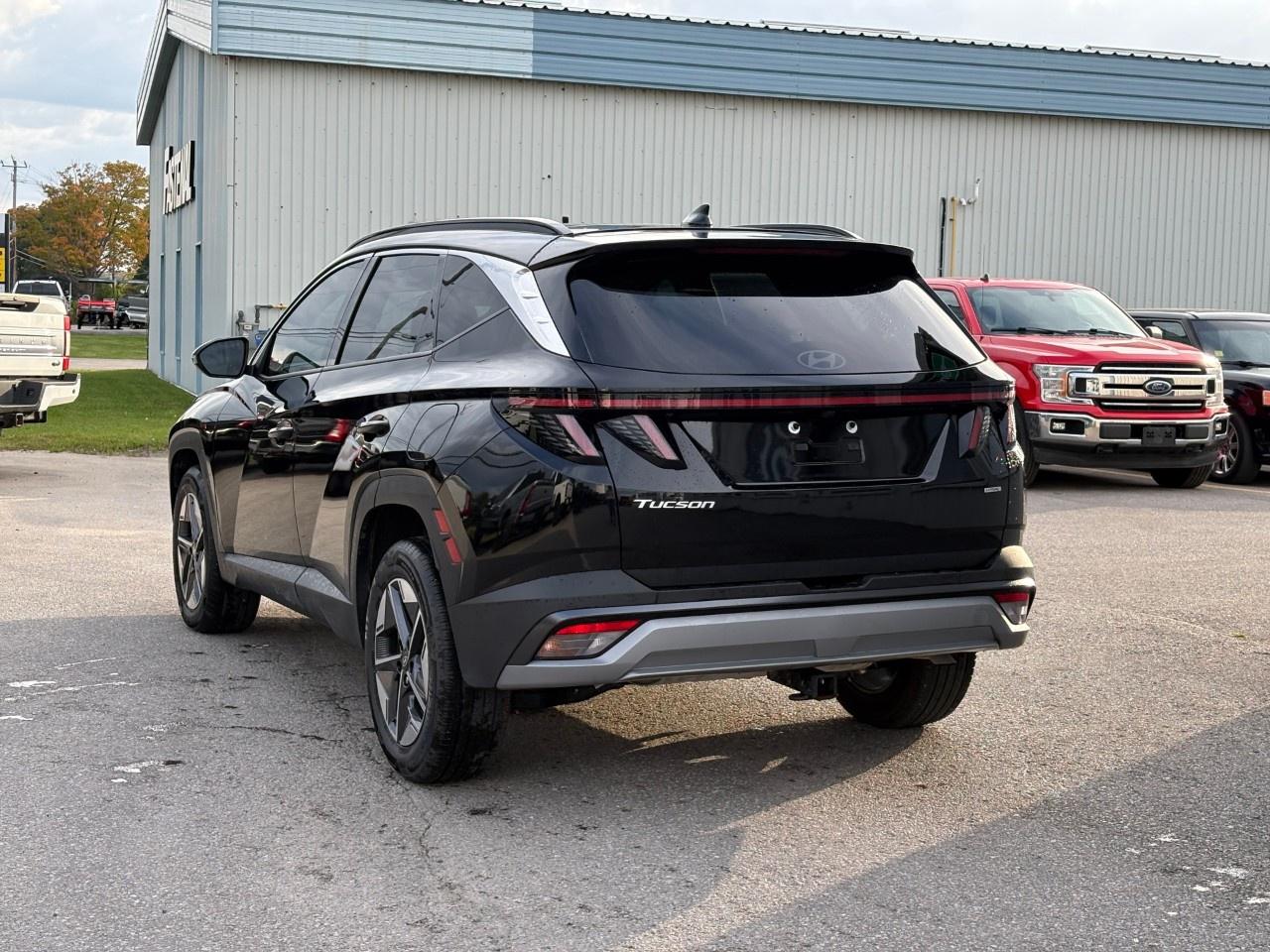 2025 Hyundai Tucson Preferred AWD w/Trend Pkg [TUCWDK2EPMTM] Photo