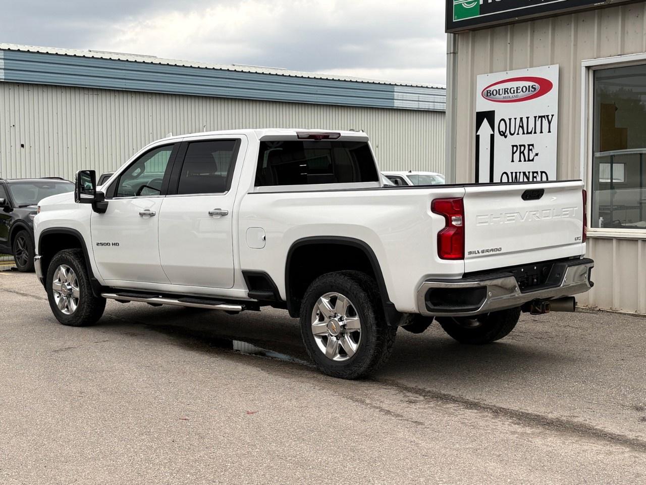 2023 Chevrolet Silverado 2500 HD 4WD Crew Cab Standard Box LTZ Photo
