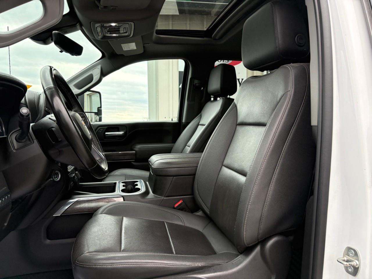 2023 Chevrolet Silverado 2500 HD 4WD Crew Cab Standard Box LTZ Photo