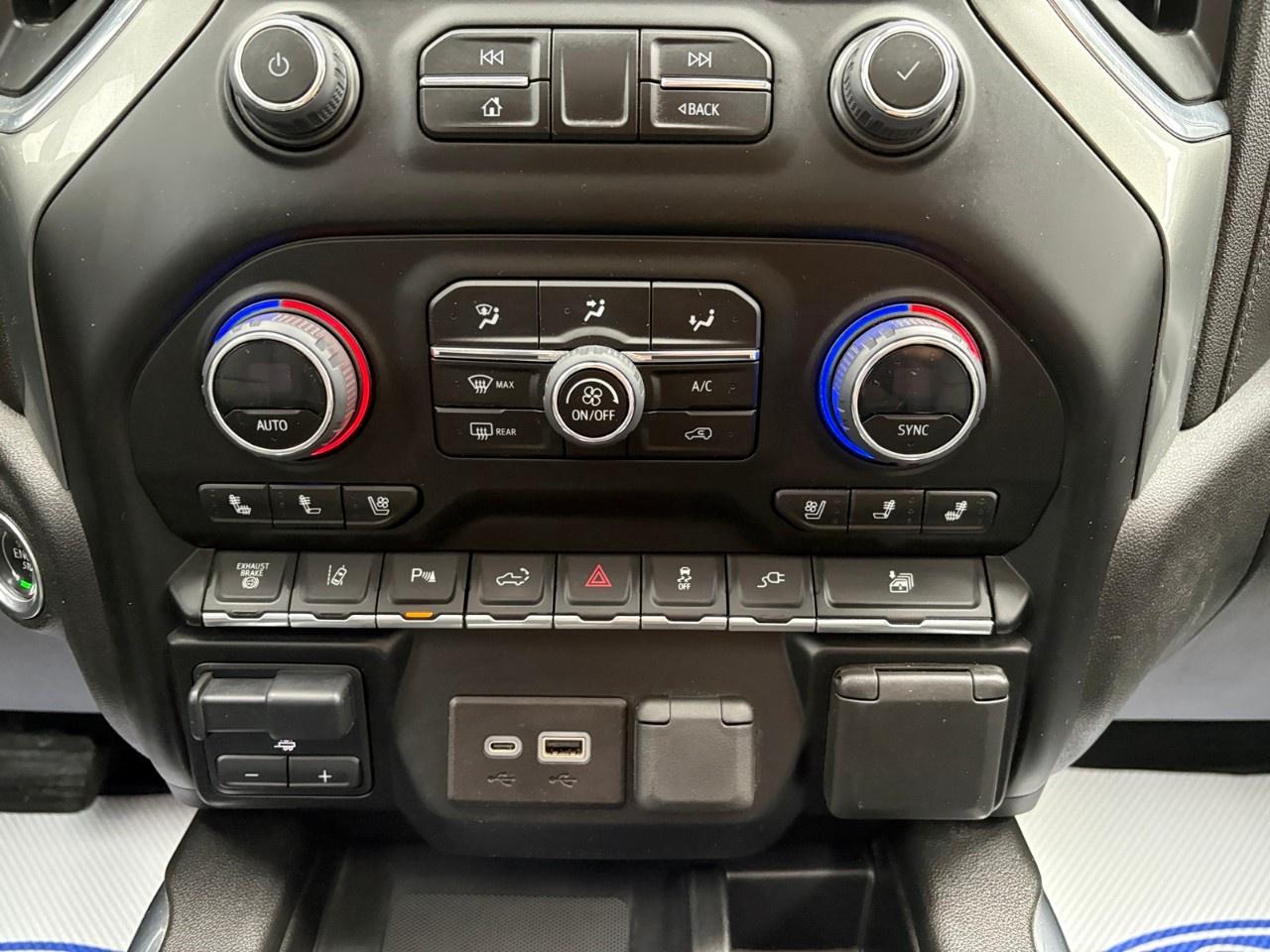 2023 Chevrolet Silverado 2500 HD 4WD Crew Cab Standard Box LTZ Photo