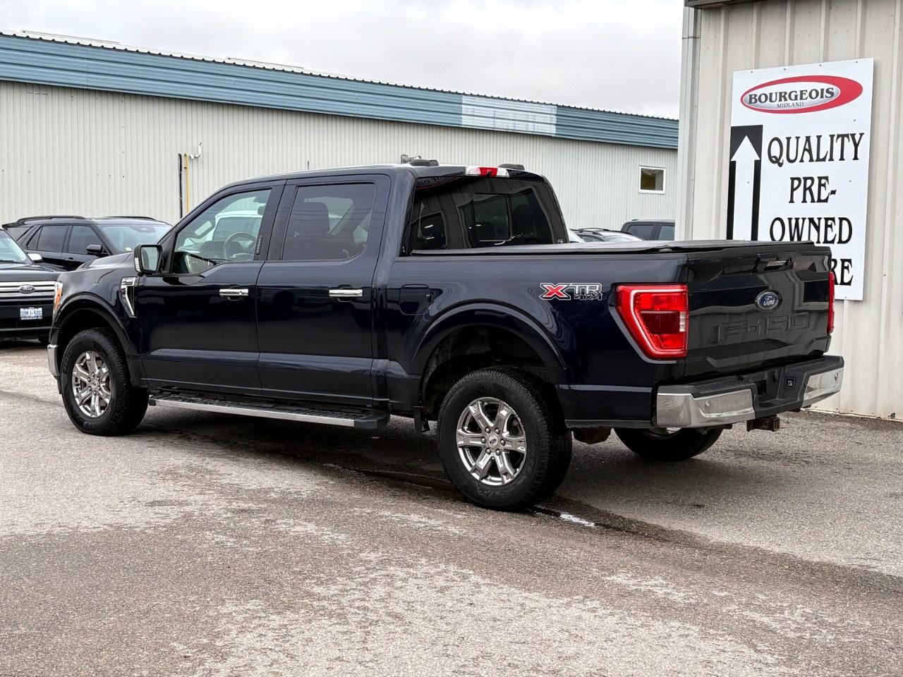 2021 Ford F-150 XLT 4WD SuperCrew 5.5' Box Photo