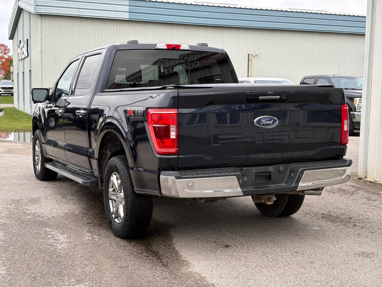 2021 Ford F-150 XLT 4WD SuperCrew 5.5' Box Photo