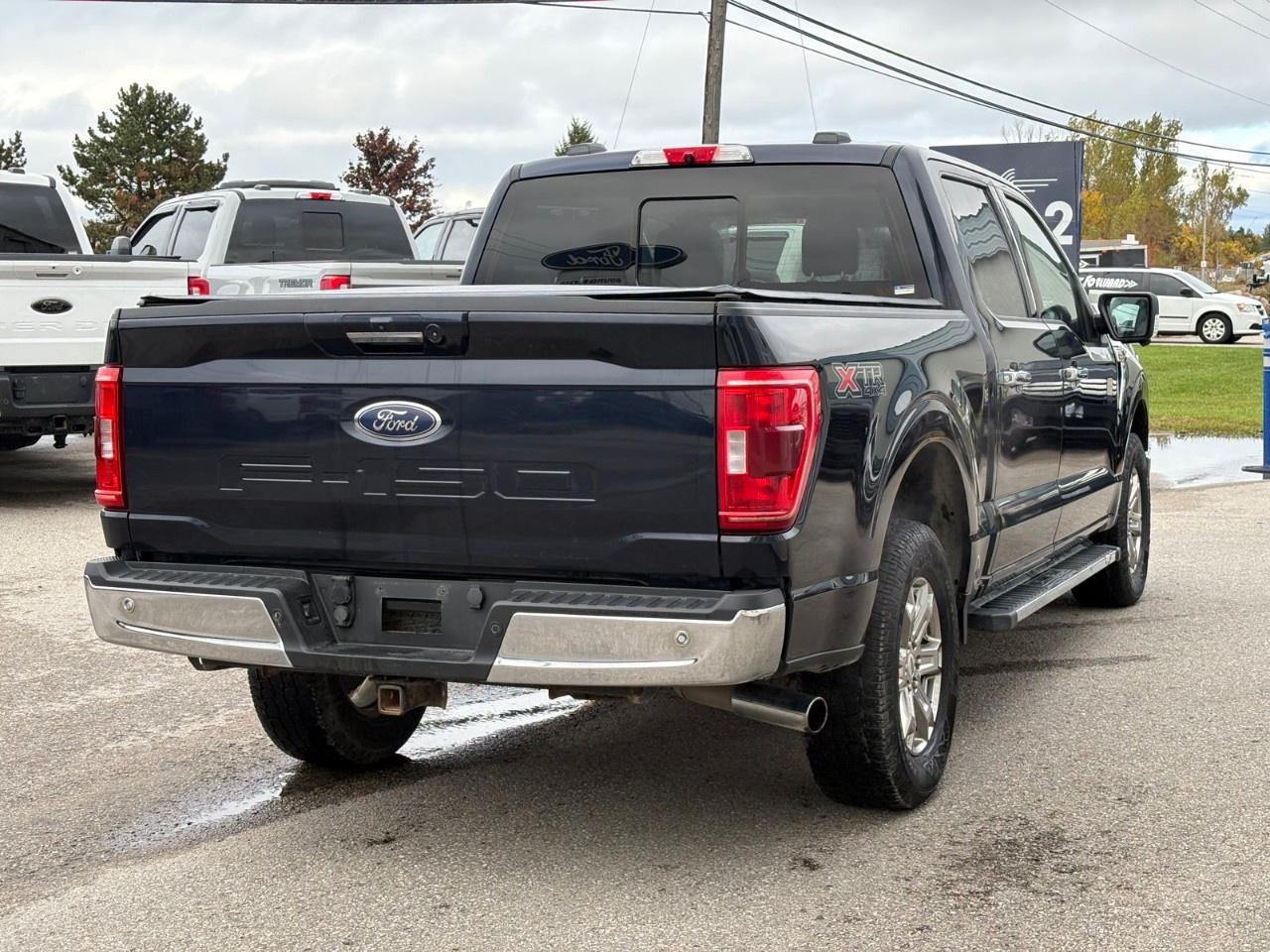 2021 Ford F-150 XLT 4WD SuperCrew 5.5' Box Photo