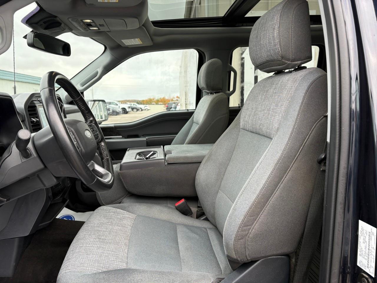 2021 Ford F-150 XLT 4WD SuperCrew 5.5' Box Photo