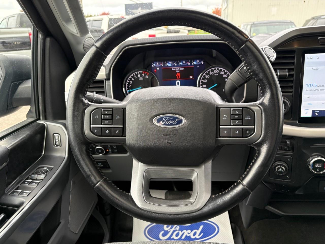2021 Ford F-150 XLT 4WD SuperCrew 5.5' Box Photo