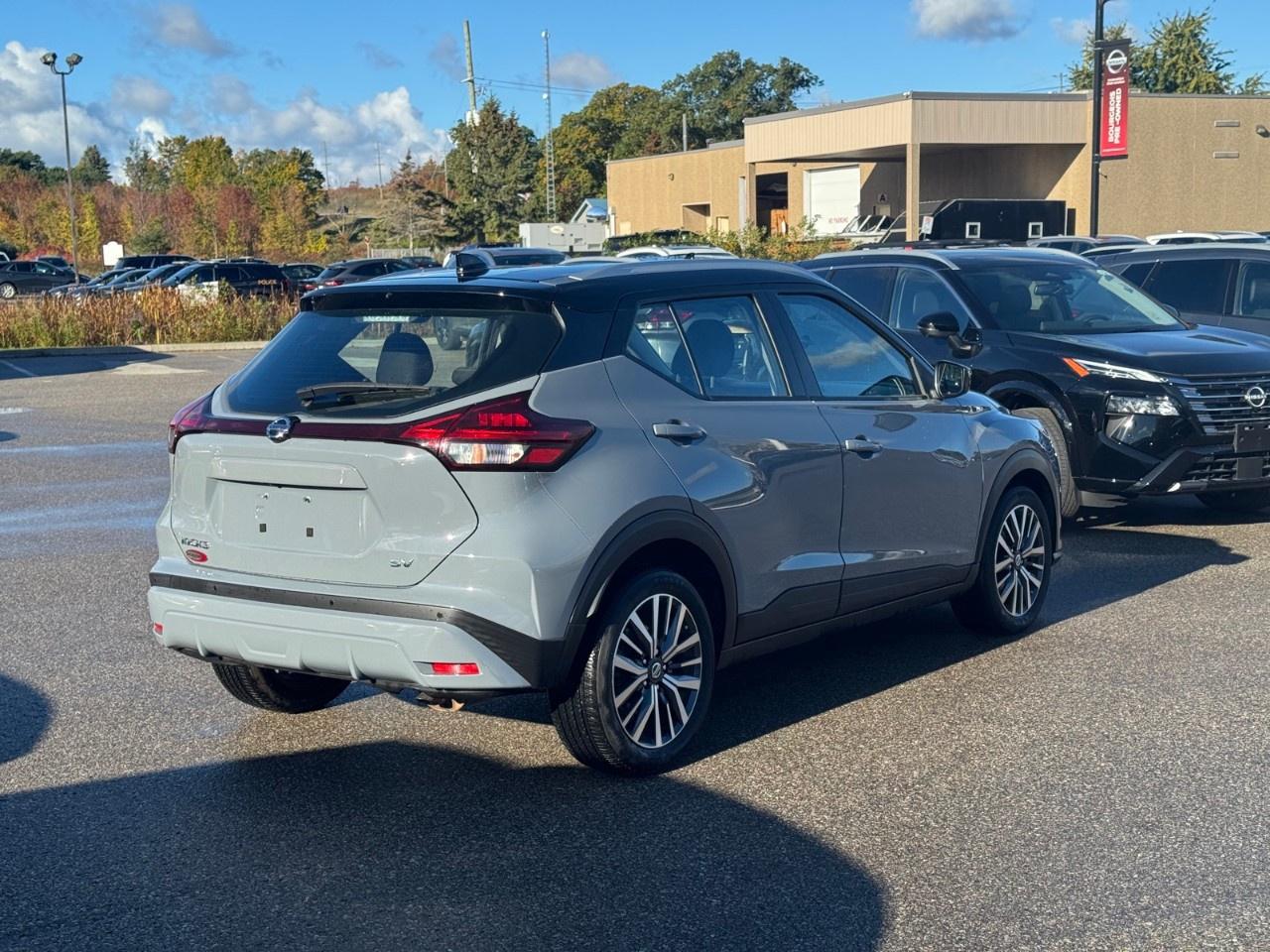 2021 Nissan Kicks SV FWD Photo