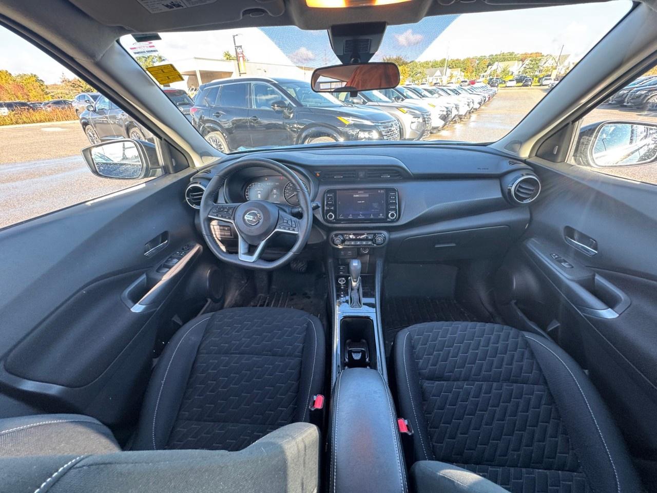 2021 Nissan Kicks SV FWD Photo