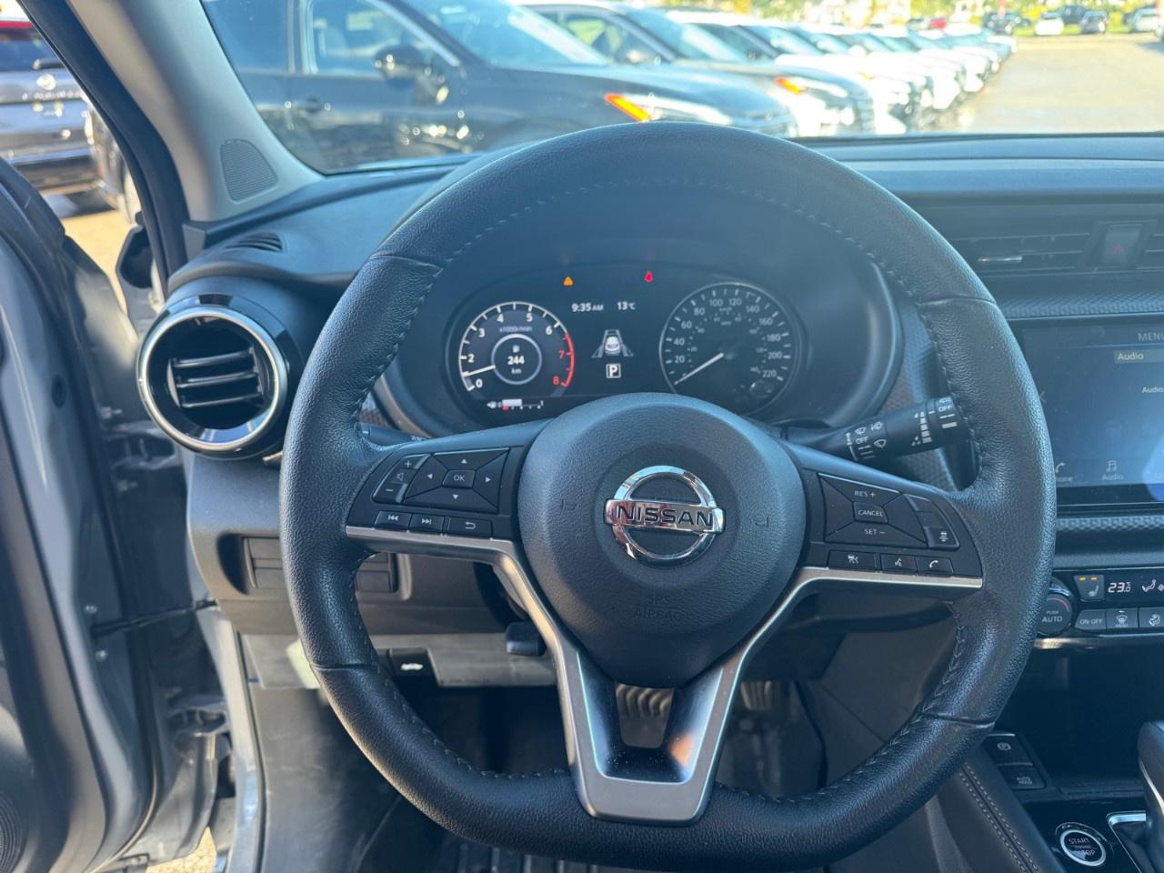 2021 Nissan Kicks SV FWD Photo