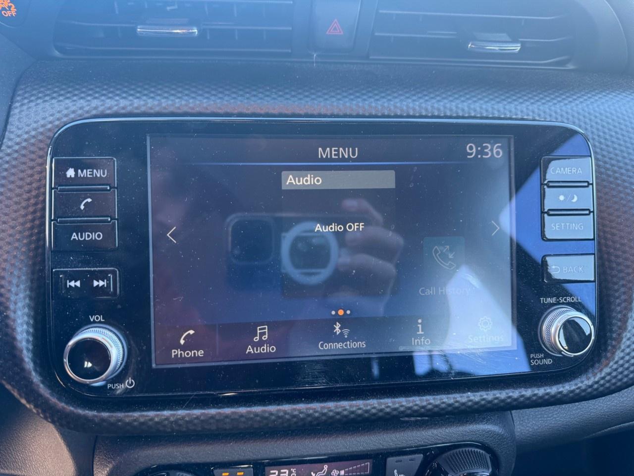 2021 Nissan Kicks SV FWD Photo