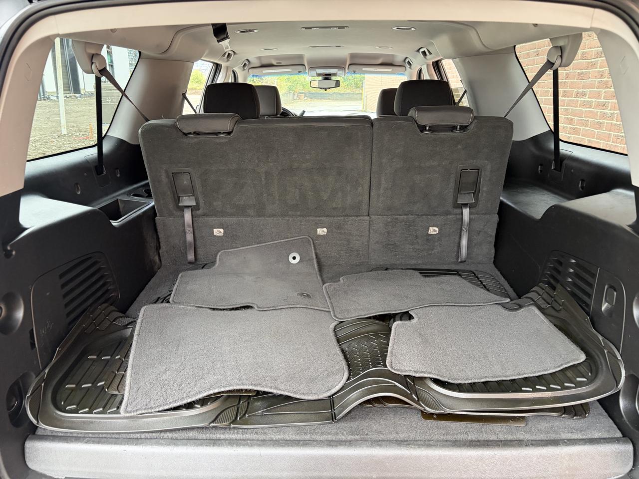2019 GMC Yukon XL SLE Photo