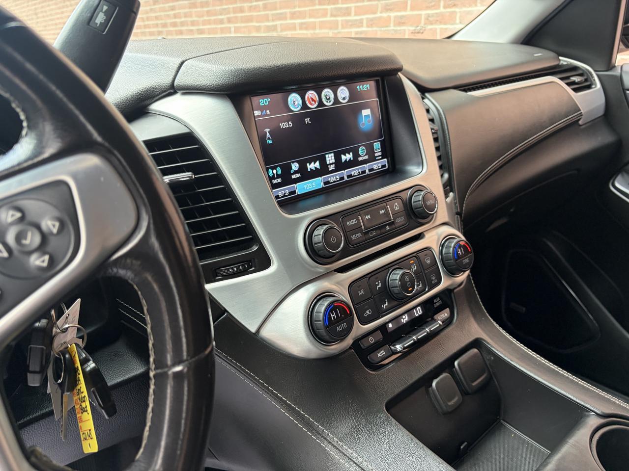2019 GMC Yukon XL SLE Photo