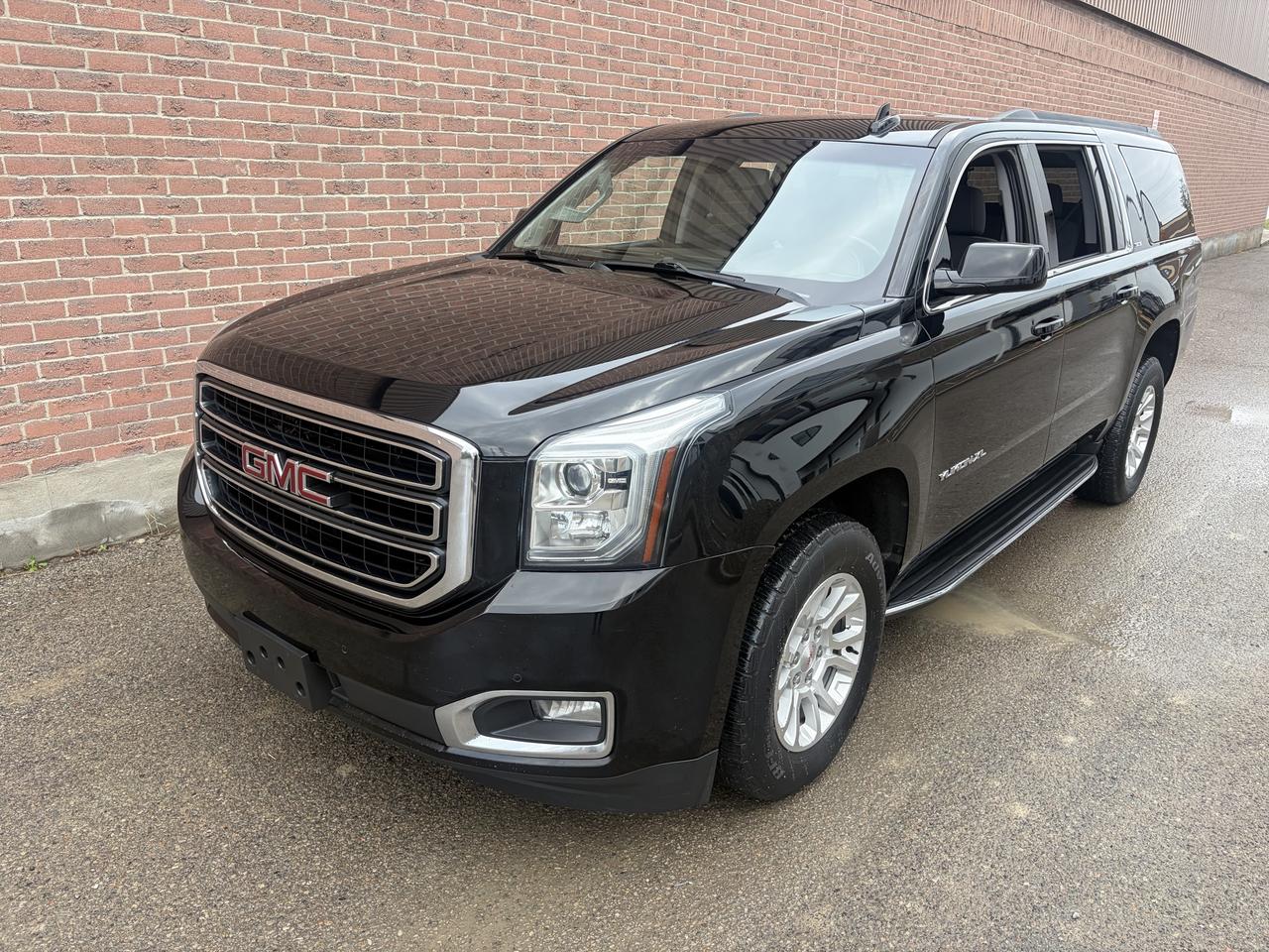 2019 GMC Yukon XL SLE Photo