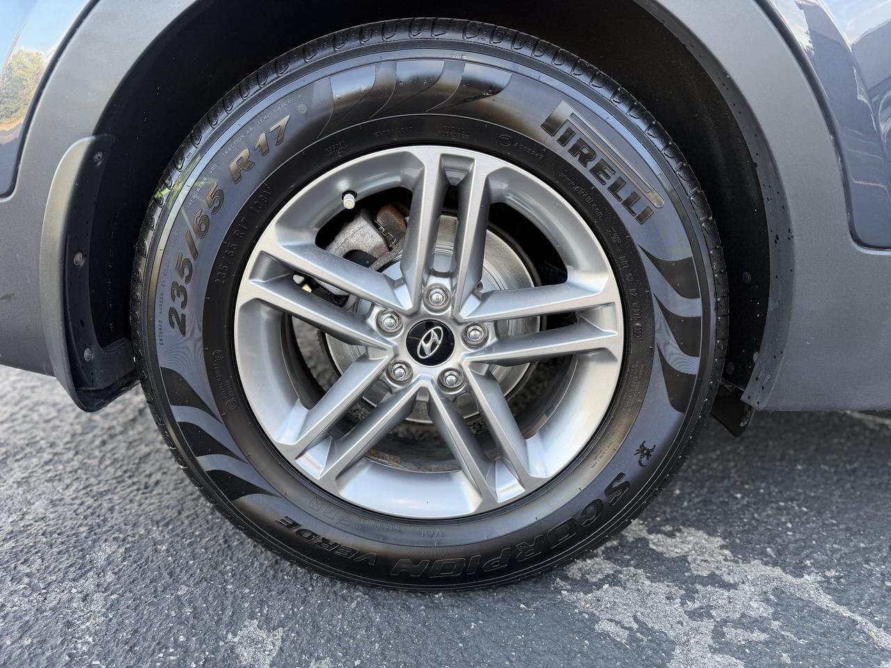 2018 Hyundai Santa Fe Sport 2.4L Luxury AWD Photo