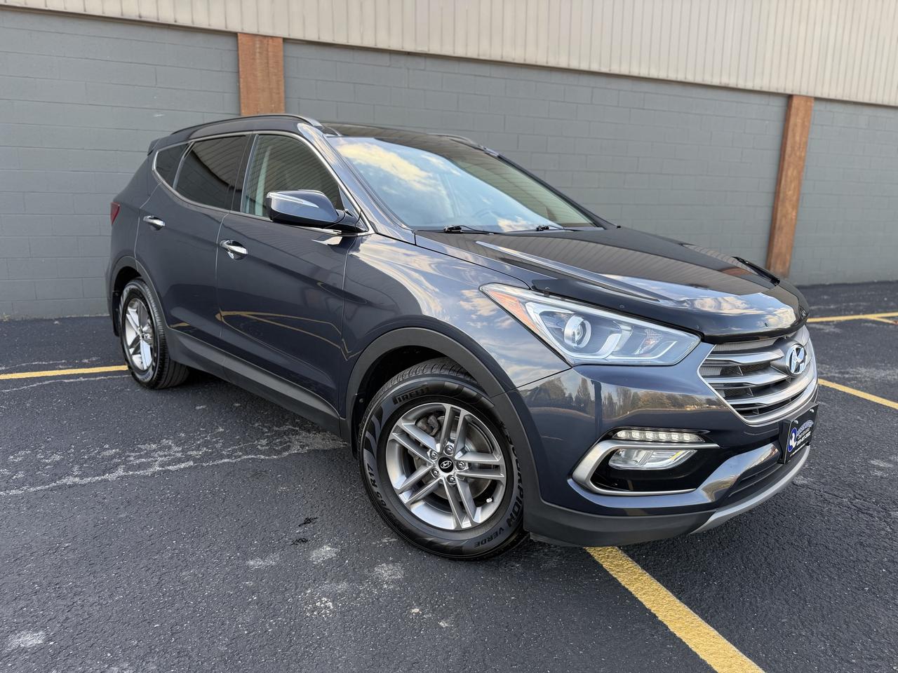 2018 Hyundai Santa Fe Sport 2.4L Luxury AWD Photo2