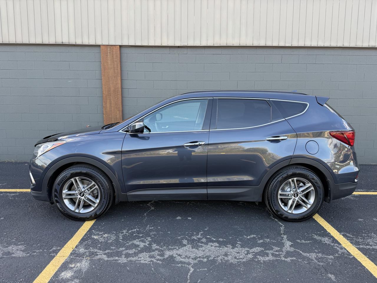 2018 Hyundai Santa Fe Sport 2.4L Luxury AWD Photo