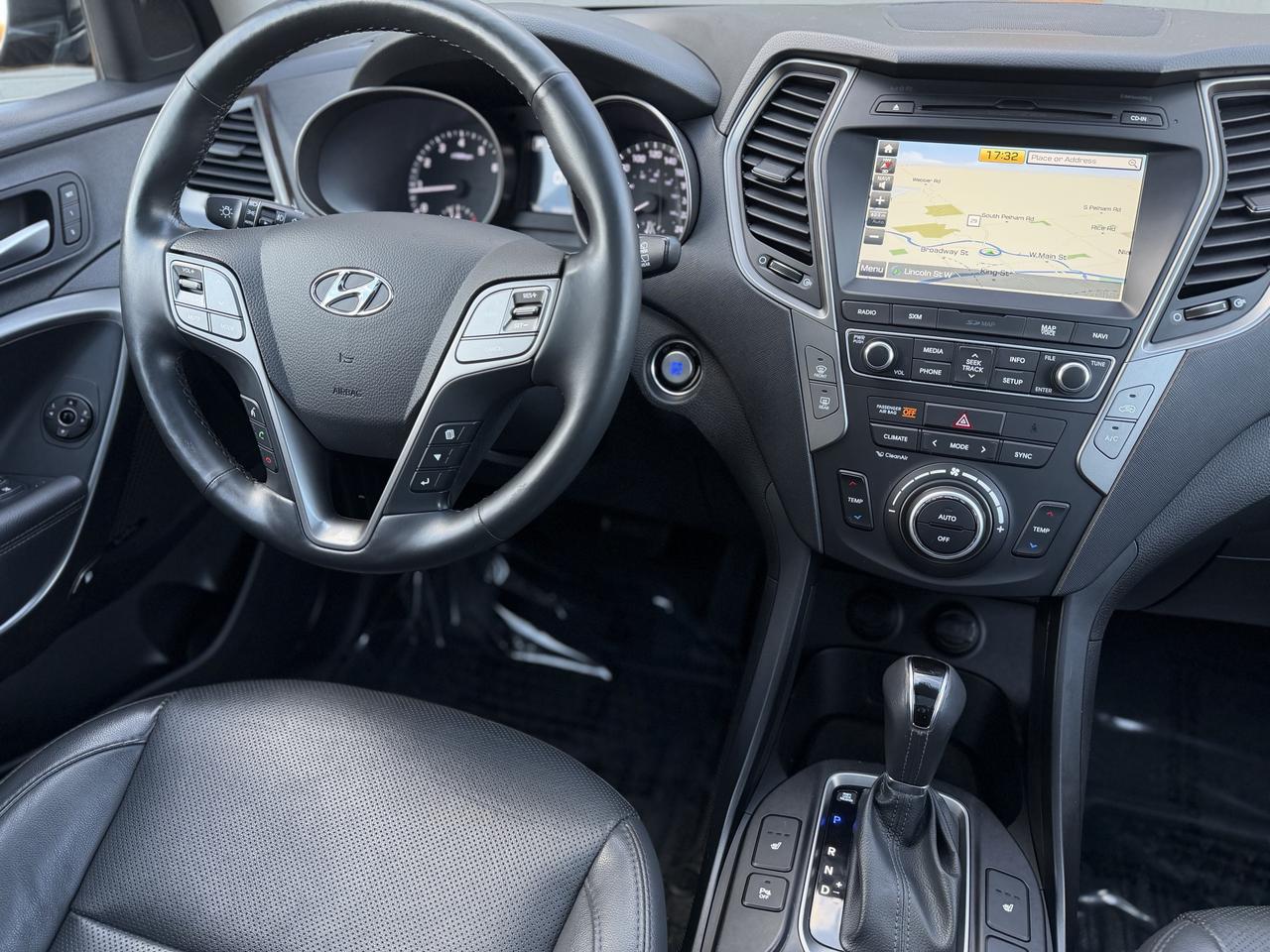 2018 Hyundai Santa Fe Sport 2.4L Luxury AWD Photo