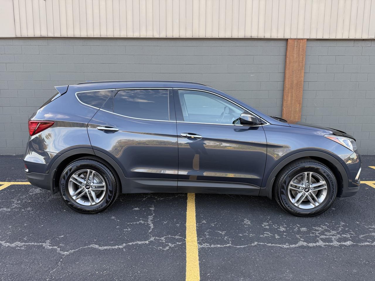 2018 Hyundai Santa Fe Sport 2.4L Luxury AWD Photo