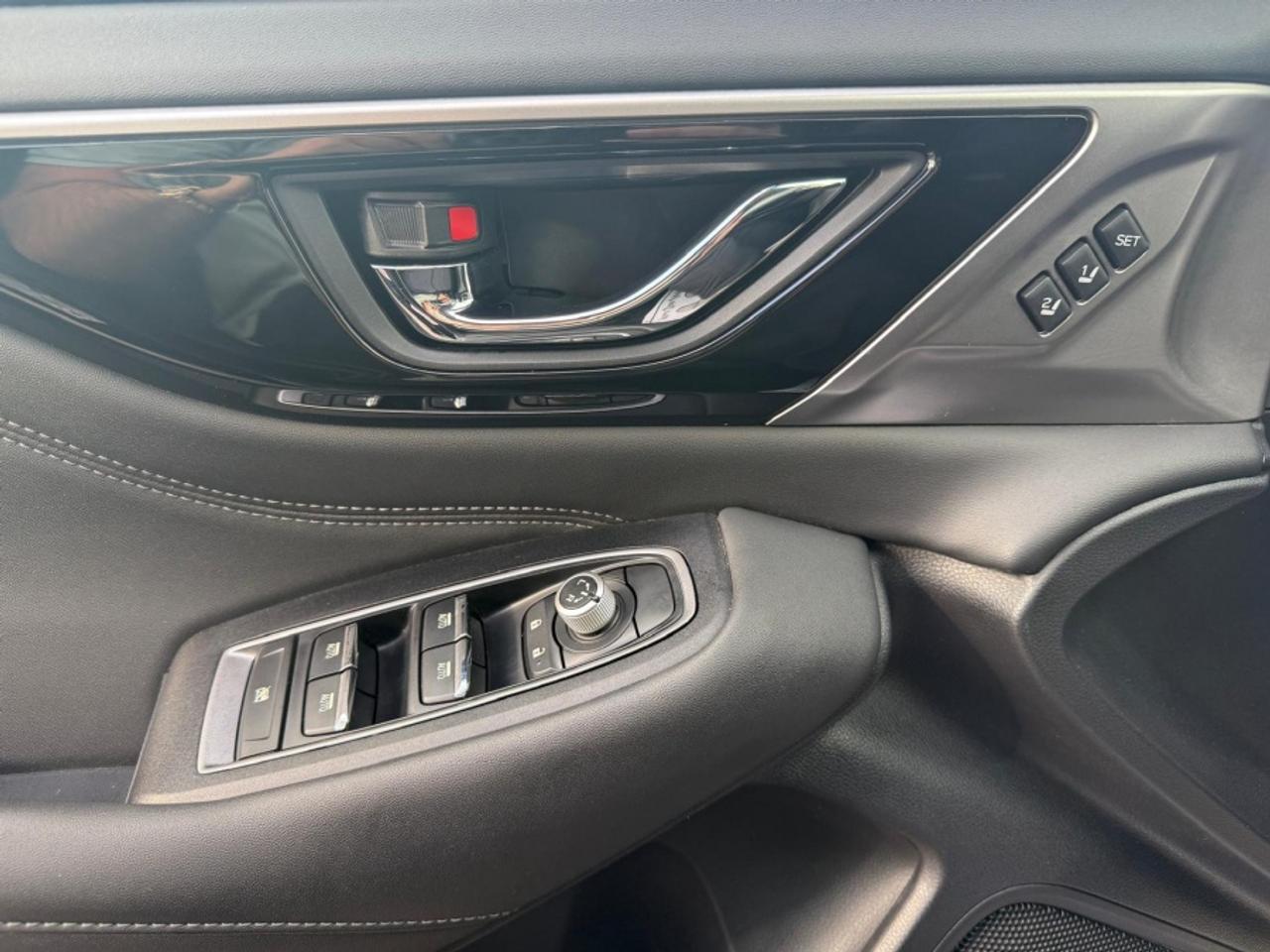 2020 Subaru Outback LIMITED AWD |LEATHER |SUNROOF |NAV |EYESIGHT Photo