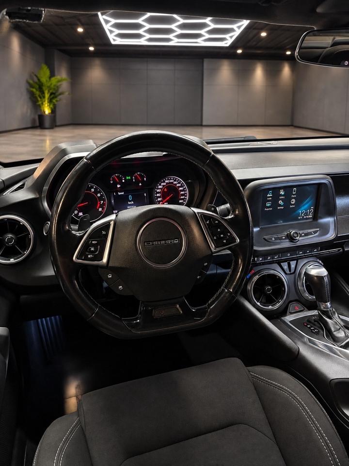 2017 Chevrolet Camaro 2dr Cpe 1LT RWD Photo