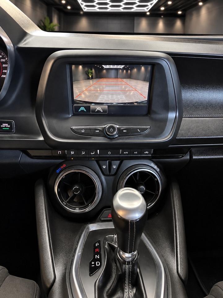 2017 Chevrolet Camaro 2dr Cpe 1LT RWD Photo