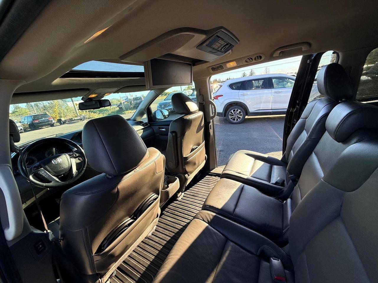 2014 Honda Odyssey TOURING DVD NAVI Photo